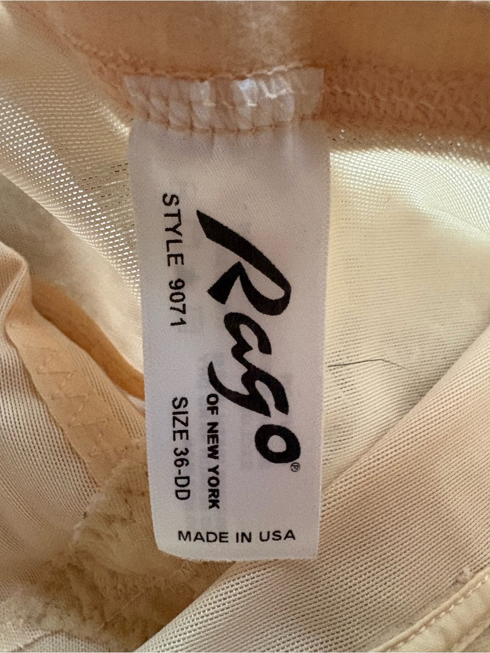 Rago 9071 Shapette Long Leg Body Briefer Shapewear 36DD Like New - Beige - Picture 2 of 3